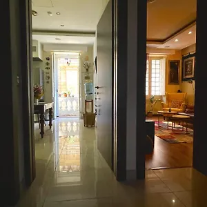  Appartement Collection - Merchant Str With Large Yard